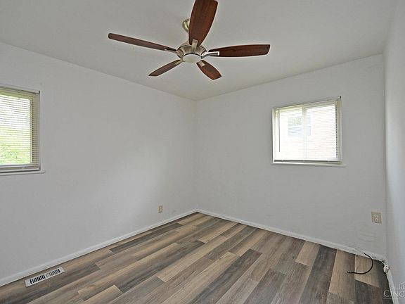 5th image of 2418 Impala Dr