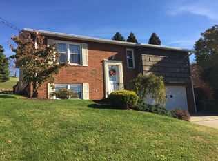 14 Colonial Dr, Monessen, PA 15062