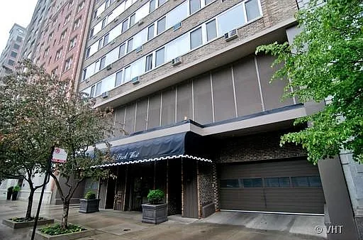 2 bed, 1100 sqft, $4,000 — Photo 2