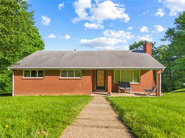 126 Schenley Dr, McMurray, PA 15317