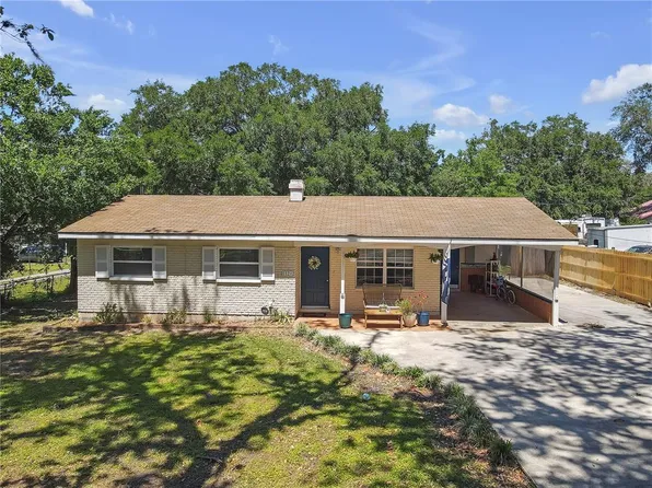 11202 Russell Dr, Seffner, FL 33584