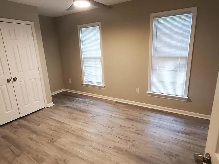 4608 Kingsrow Dr — Photo 6
