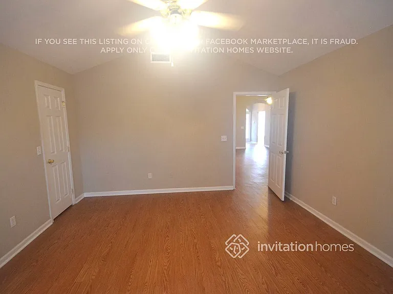 5523 Kilcullen Ln — Photo 8