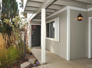 1523 NW Juniper St APT 1, Bend, OR 97703