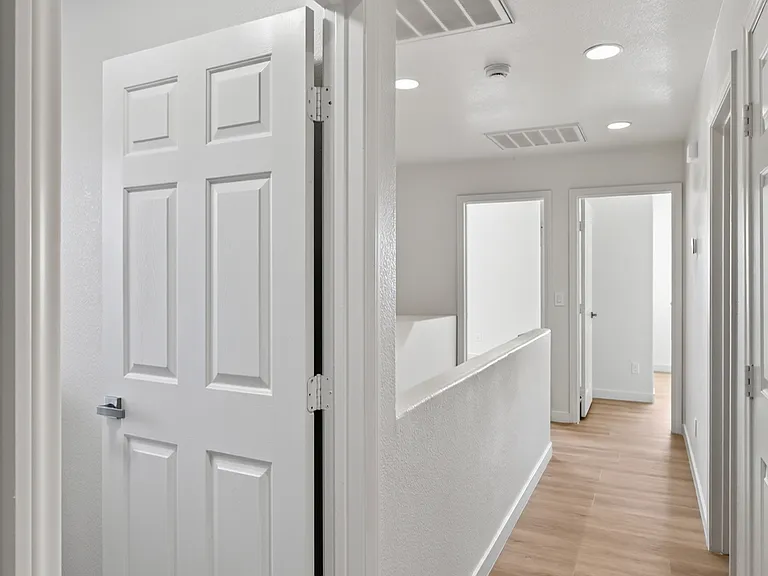 10213 Missouri Meadows St — Photo 18