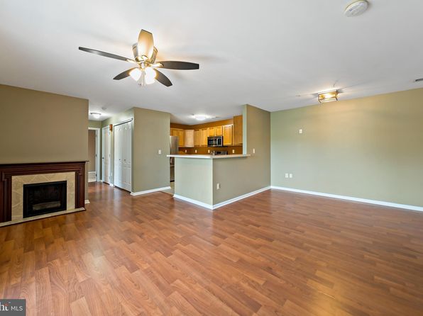 12 Highbridge Ln