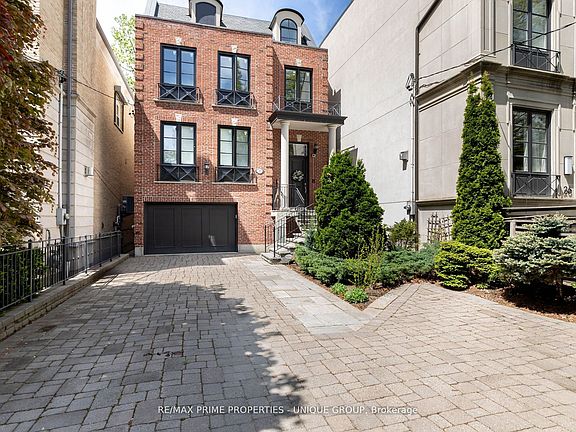 3rd image of 24 Oriole Rd