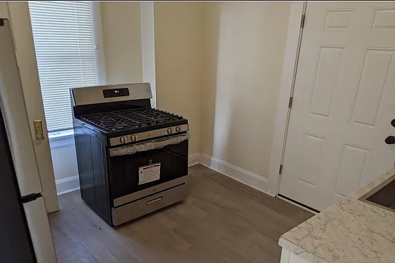 3513 Hudson Ave #1 — Photo 6