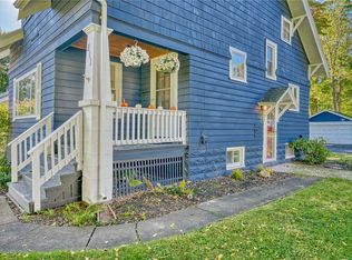 811 Penfield Rd, Rochester, NY 14625