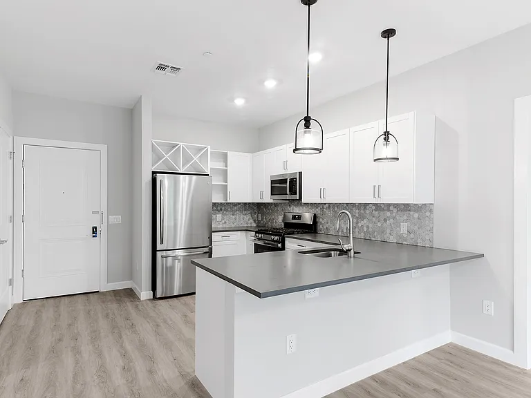Whippany Village Apartments — Photo 17