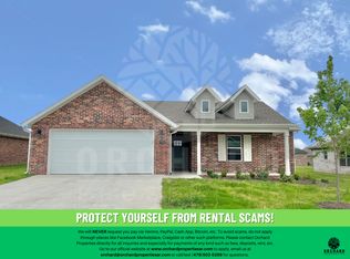 930 Trailwood St, Springdale, AR 72762