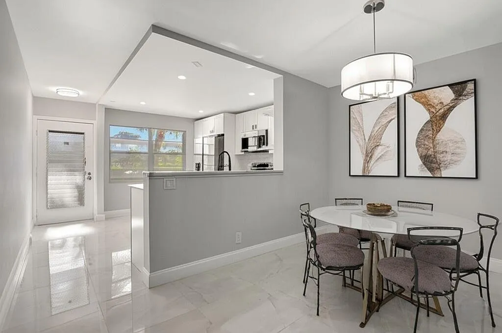 2 bed, 2.0 bath, 1156 sqft, $2,199 — Photo 4