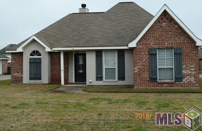1st image of 39432 Lakepoint Dr
