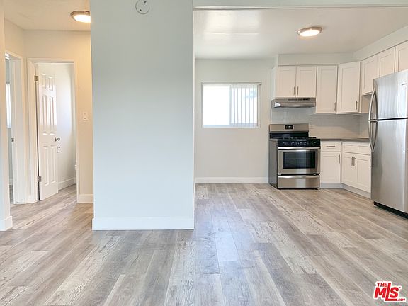 2nd image of 4050 W El Segundo Blvd #10A