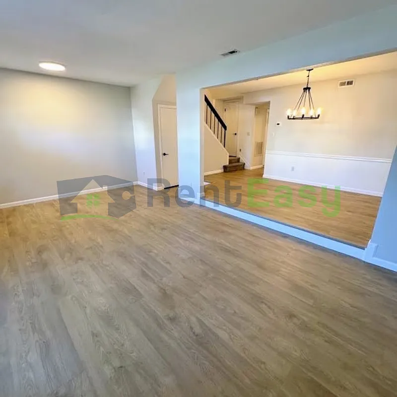 3 bed, 1.5 bath, 1554 sqft, $2,195 — Photo 3