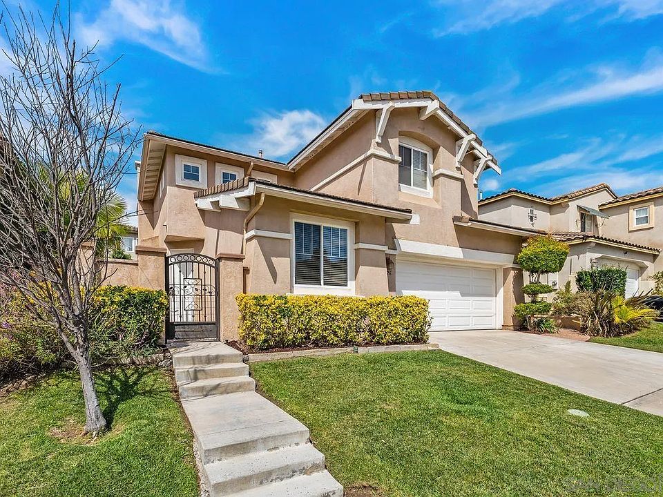 1st image of 926 Bryce Canyon Ave