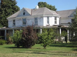 56 Long Island Rd, Gladys, VA 24554