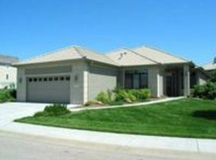 5726 Villa Dr, Lawrence, KS 66047