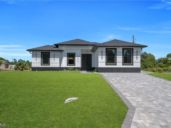 1907 W 14th St, Lehigh Acres, FL 33972