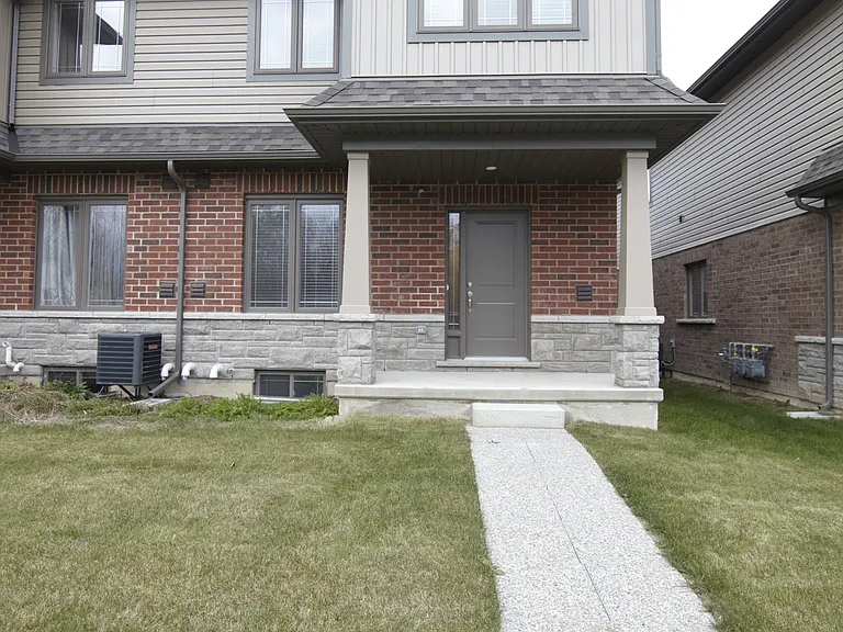 77 Diana Ave #63 — Photo 29