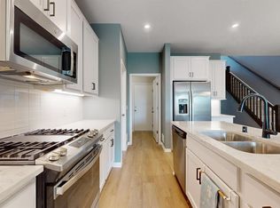 13323 Territorial Cir N, Maple Grove, MN 55369