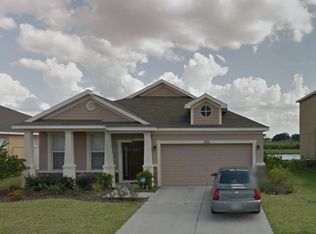 3107 Magnolia Meadows Dr, Plant City, FL 33567