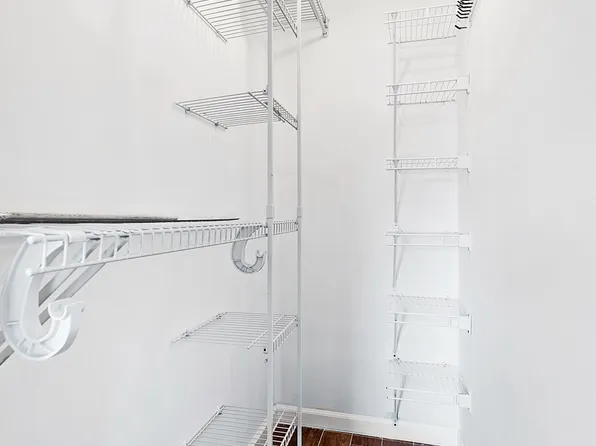 2570 East 17th Street image 16 of 25