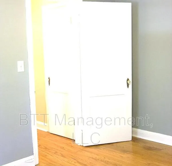 8401 Greenwood Ave #3 — Photo 24