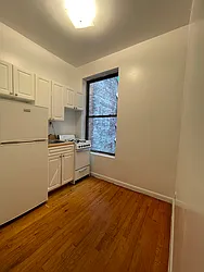 Rented by Peter R. Hungerford, LREB