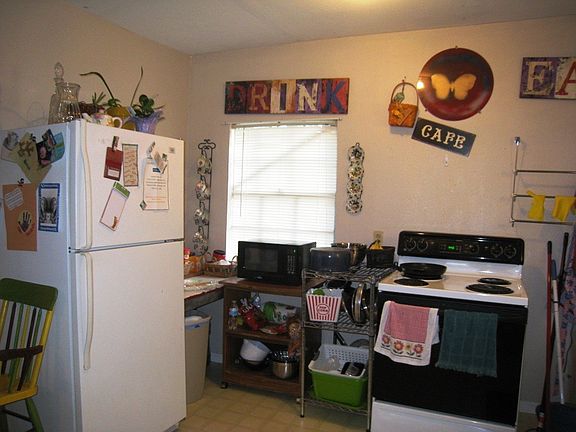 4th image of 11247 Clover Ln