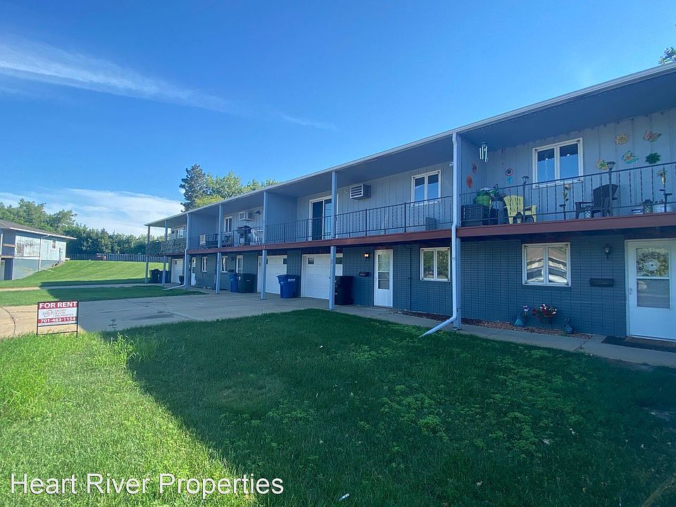 1st image of 953 Foster Dr APT 2