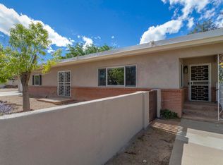 1621 Stanford Dr NE, Albuquerque, NM 87106