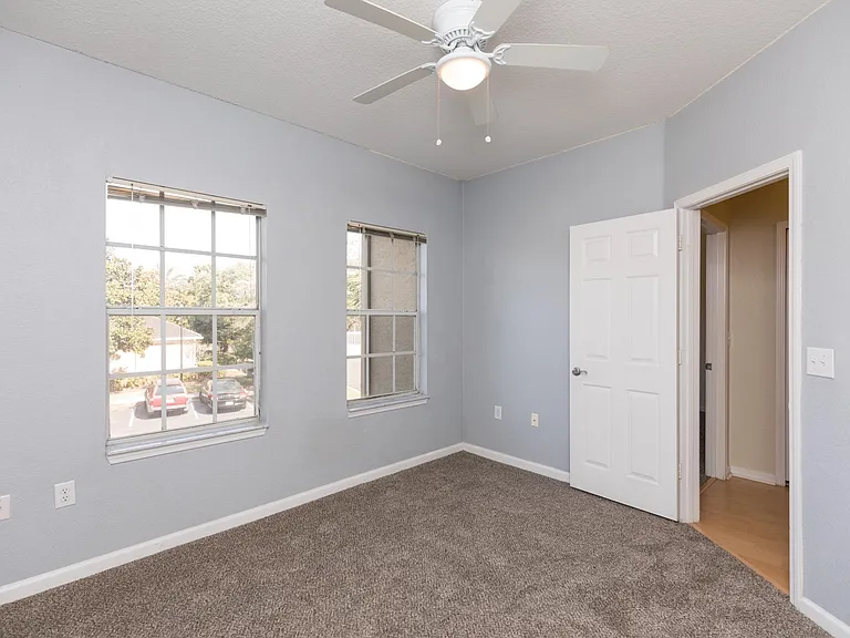 10075 Gate Pkwy N #405 — Photo 13