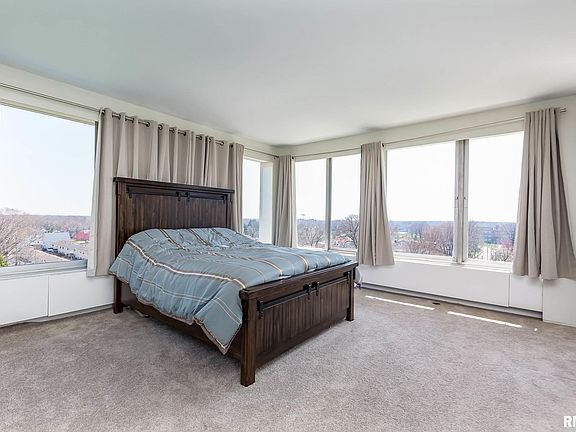 3rd image of 1337 21st Ave #8B