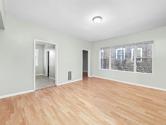 3rd image of 7043 S Clyde Ave #7045-2S