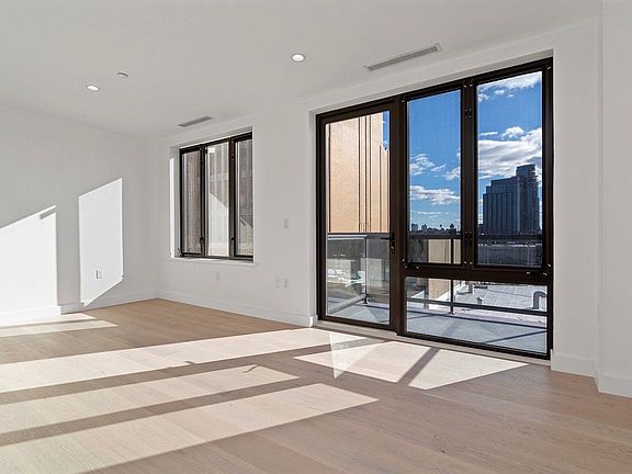 5th image of 222 51st Ave #3B