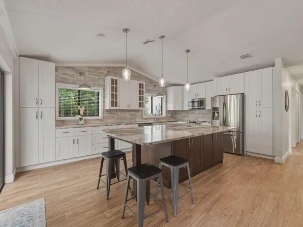 14 LAS ISLAS, Boynton Beach, FL 33426