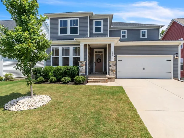 313 Foxbank Cir, Greer, SC 29651