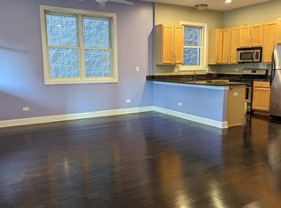 221 E 31st St APT 2, Chicago, IL 60616