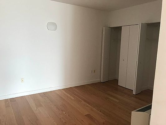 5th image of 130 Water St #2013