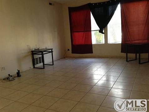 4th image of 8929 Gold Coast Dr