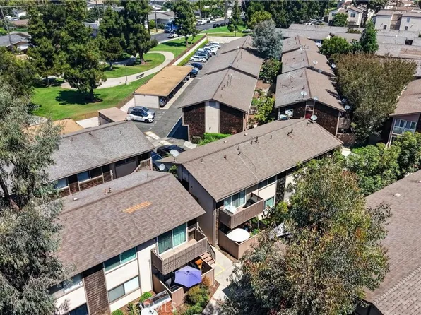 1062 Cabrillo Park Dr, Santa Ana, CA 92701