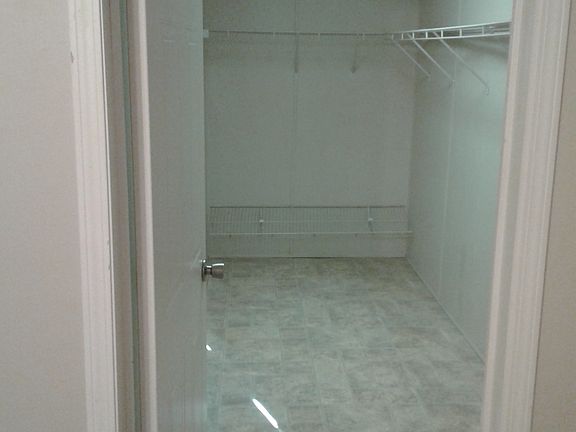 3rd image of 179 Green Meadow Ln