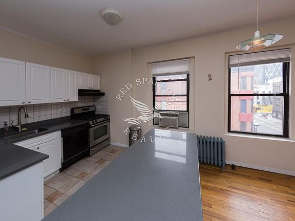 5th image of 402 W 50th St #11