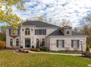 2141 Nathan Ct, Bettendorf, IA