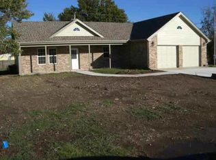 602 Hunton Rd, El Dorado, KS 67042