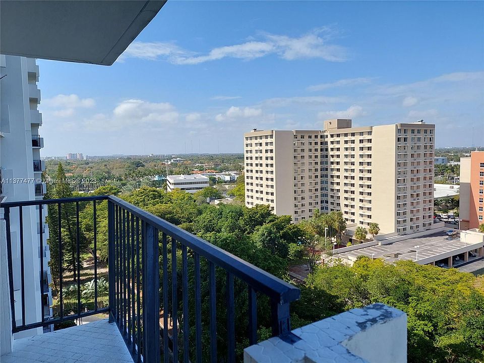 1st image of 2780 NE 183rd St APT 1211
