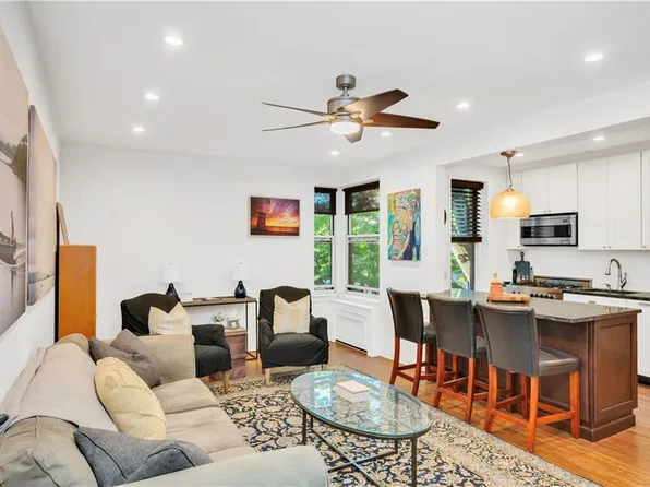 9707 4th Ave APT 3R, Brooklyn, NY 11209