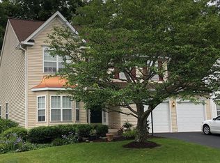 8730 Vanore Pl, Manassas, VA 20110