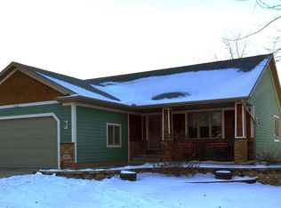 1417 Thomas St, Saint Peter, MN 56082